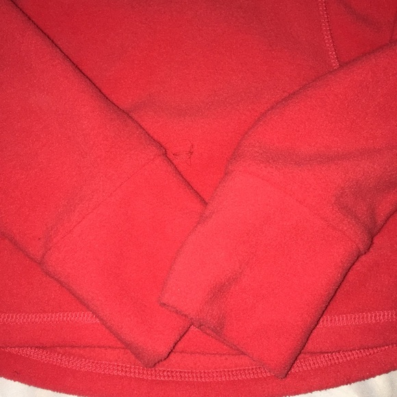 Red fleece everlast pullover , size m - Picture 5 of 6